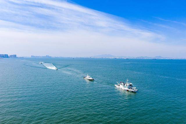 备战“五一”！青岛六部门在胶州湾开展联合巡航执法行动