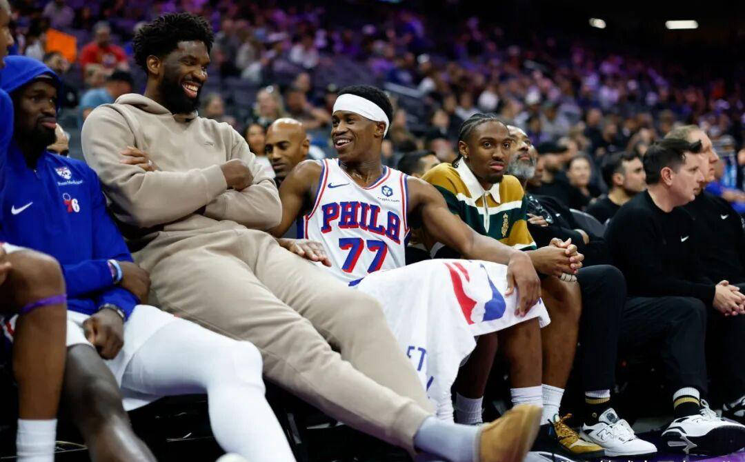 埃奇库姆新秀赛季表现突飞猛进，未来潜力无限！