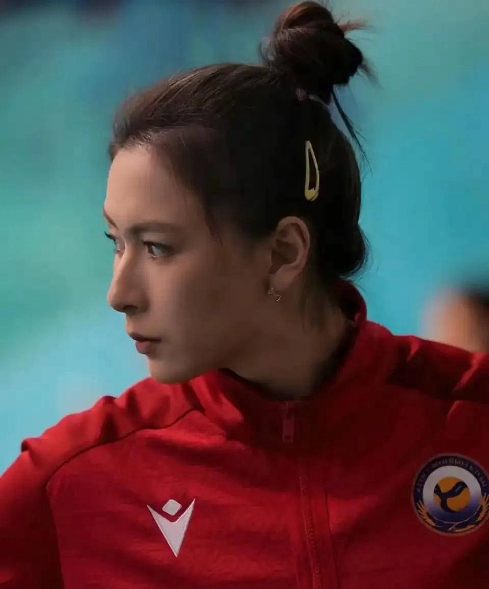 全线丰收！2526赛季中国排球留洋表现亮眼，多名选手夺冠新秀崭露头角