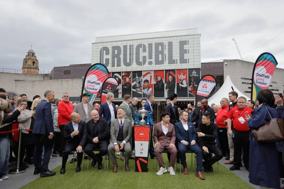 赵心童采访中暗示丁俊晖会晋级，也期待和丁俊晖的比赛